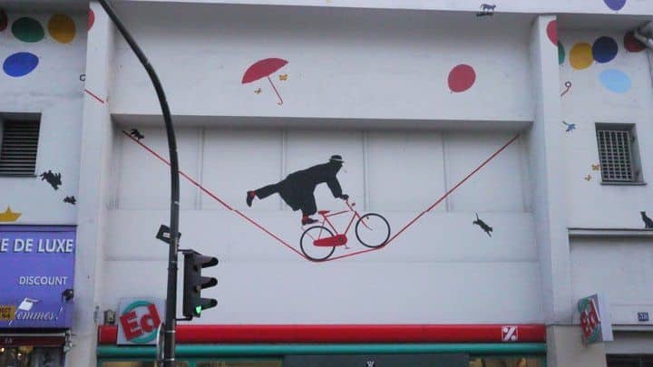 image paris ménilmontant vélo sur corde street art