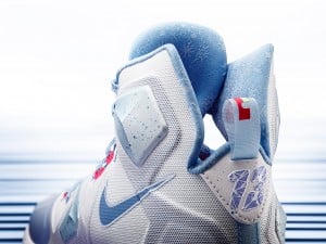 image Nike LeBron 13 Xmas sneakers