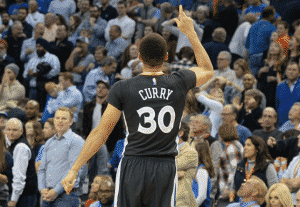 image-curry-top-10-best-plays-saison-2015-2016