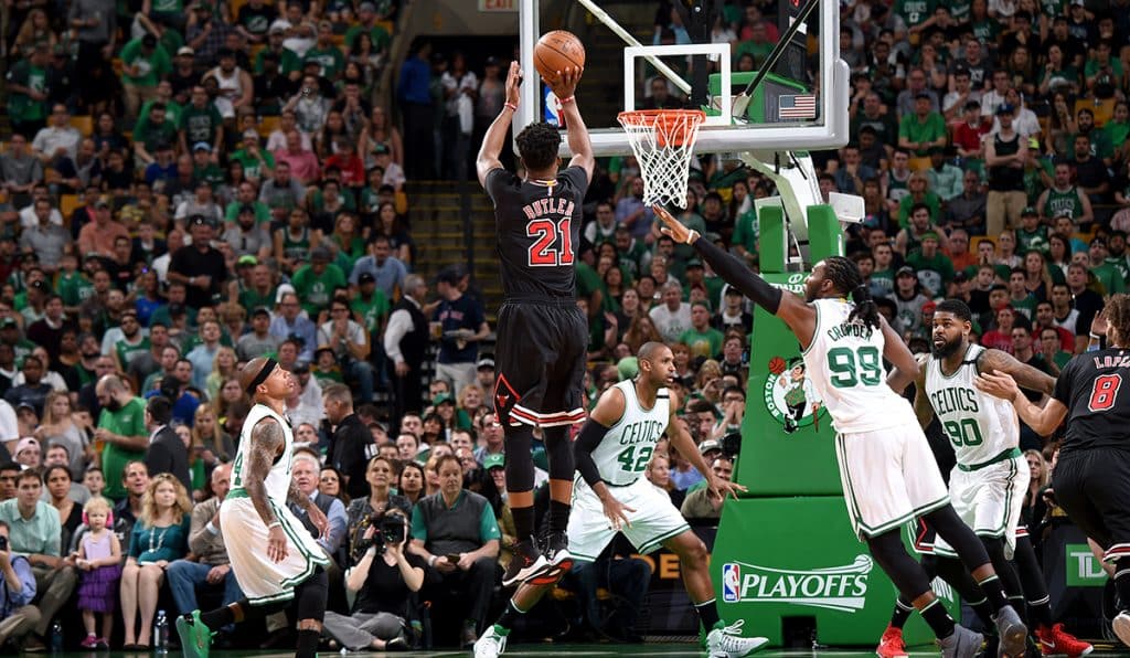 image jimmy butler bulls vs boston 17 Avril 17