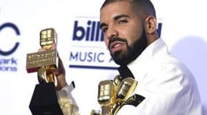image Drake lors des Billboard Music Awards 2017
