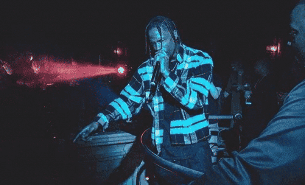 image Travis Scott article joue Goosebumps 15 fois