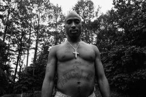 image Tupac article documentaire Steve Mcqueen