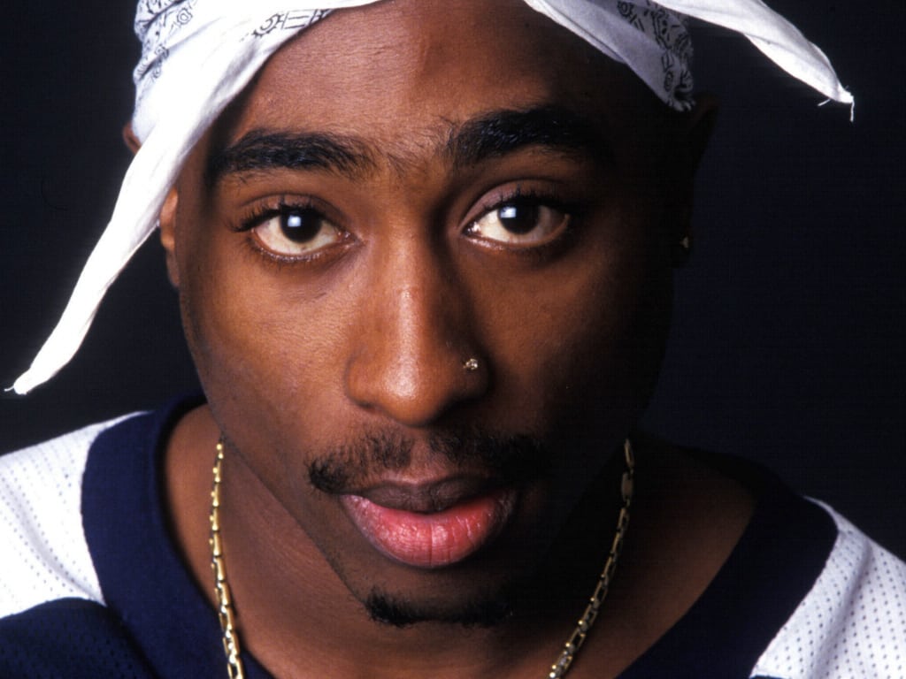 Tupac Le Realisateur De Menace Ii Society Prepare Un Documentaire Sur Le Rappeur