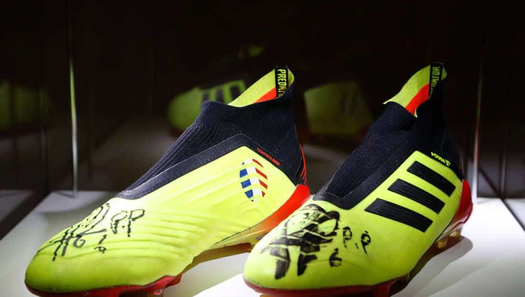 Image Crampons paul pogba 37500 euros association