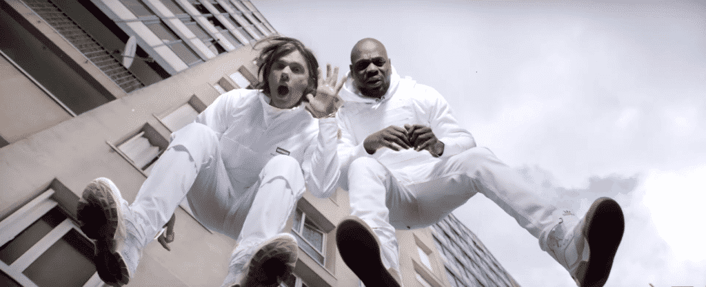 image Orelsan et Kery James pointent l'Etat du doigt dans "A qui la faute ?" [Clip]