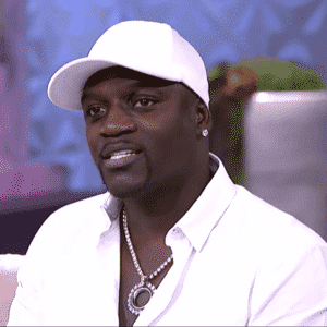 Akon face à Kanye West lors des élections présidentielles de 2024