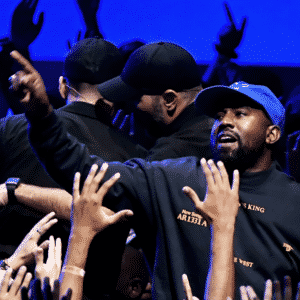Kanye West tient parole pour Noël et offre l'album Jesus is Born [Stream]