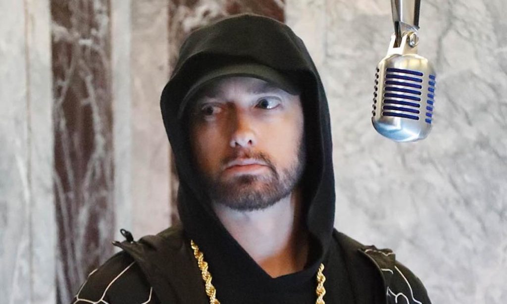 Eminem lance un challenge a ses fans sur instagram