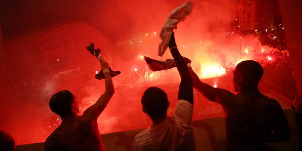 PSG - Dormund supporters ultras en folie