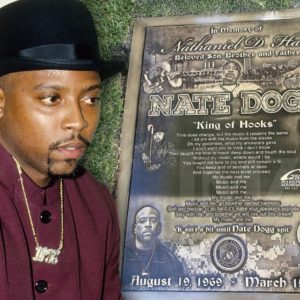 Nate Dogg : sa nouvelle pierre tombale est une oeuvre d'art