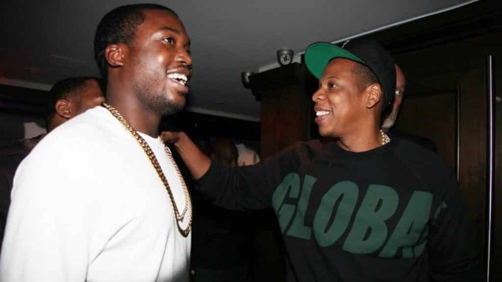 Jay-Z et Meek Mill font don de 100 000 masques pour les prisons