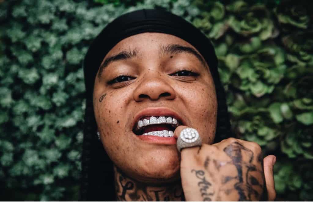 Young M.A dévoile «Red Flu», un EP