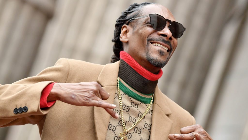 Snoop Dogg clash les propriétaires de la NFL