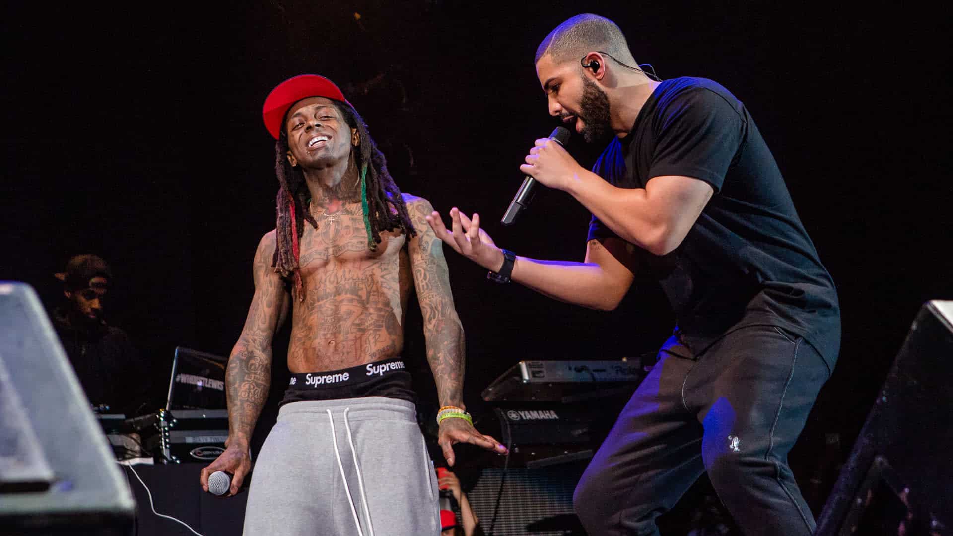 Lil when. Drake and Lil Wayne. Лил Уэйн и Дрейк. Drake x Lil Wayne. Лил Уэйн фото.