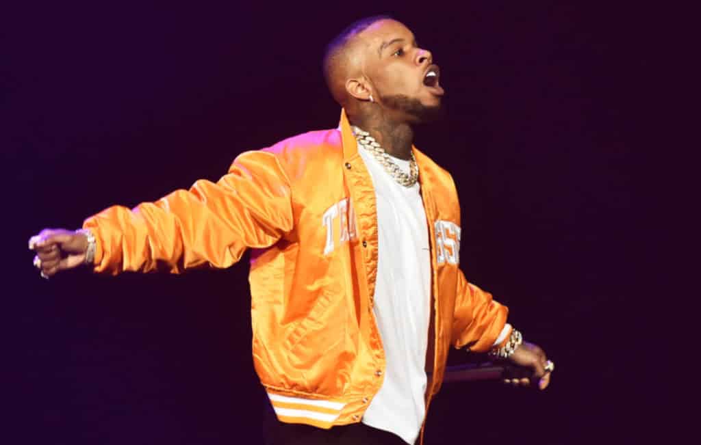 Tory Lanez rate l'entrée de son album