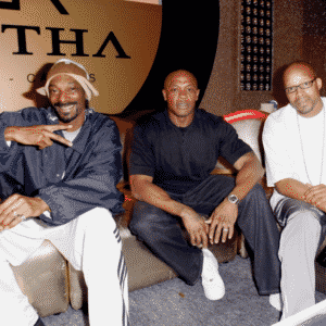 Warren G Snoop Dogg et Dr Dre se retrouvent