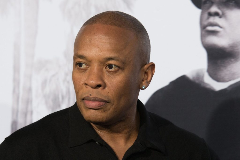 Dr Dre toujours hospitalisé en soins intensifs à Los Angeles