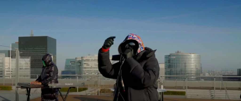 Kekra en Live sur la grande arche de la Défense