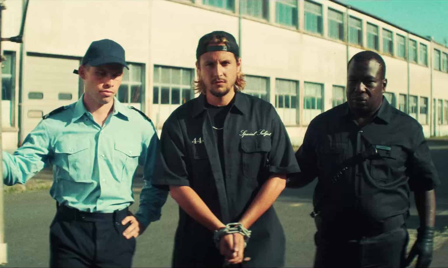 Laylow, Nekfeu et Foushée sortent un clip inédit intitulé ‘’Spécial’’