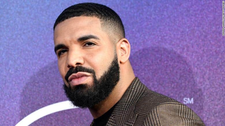 Drake avouerait-il être homosexuel dans “Girls Want Girls’’ ?