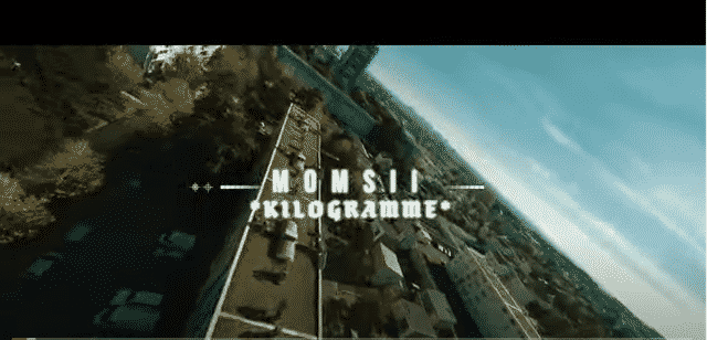 Momsii dévoile son talent dans son nouveau clip ‘’Kilogramme’’