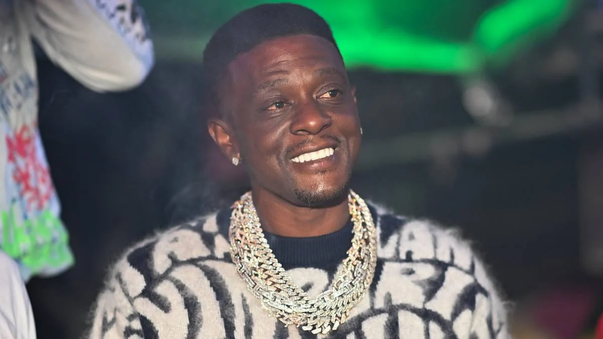 Boosie Badazz approuve les plans à trois avec des femmes bisexuelles, mais ne soutient pas les causes LGBTQ+