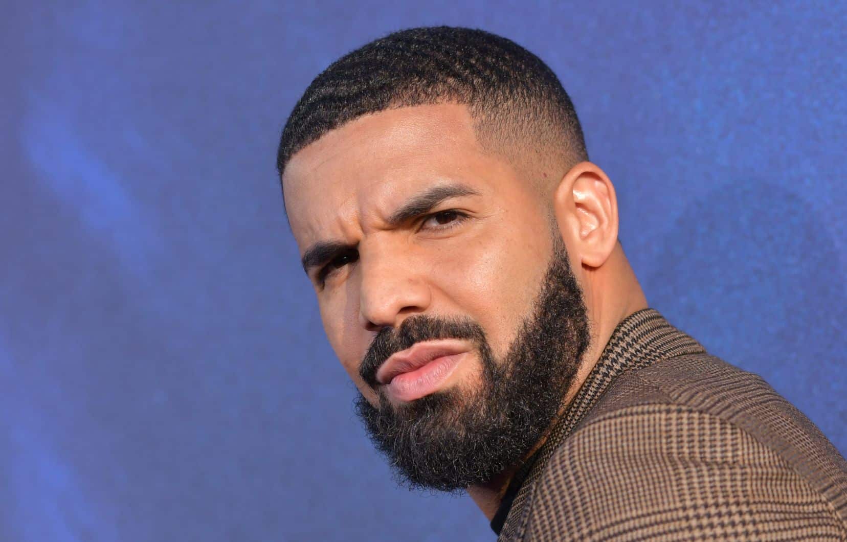 Drake présente sa nouvelle coupe de cheveux sur Instagram, la toile en ébullition