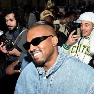 Kanye-West-fans