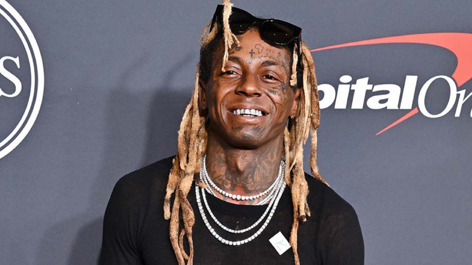 Même En Groupe Lil Wayne Ne Cède Pas à La Tentation Du Fast Food