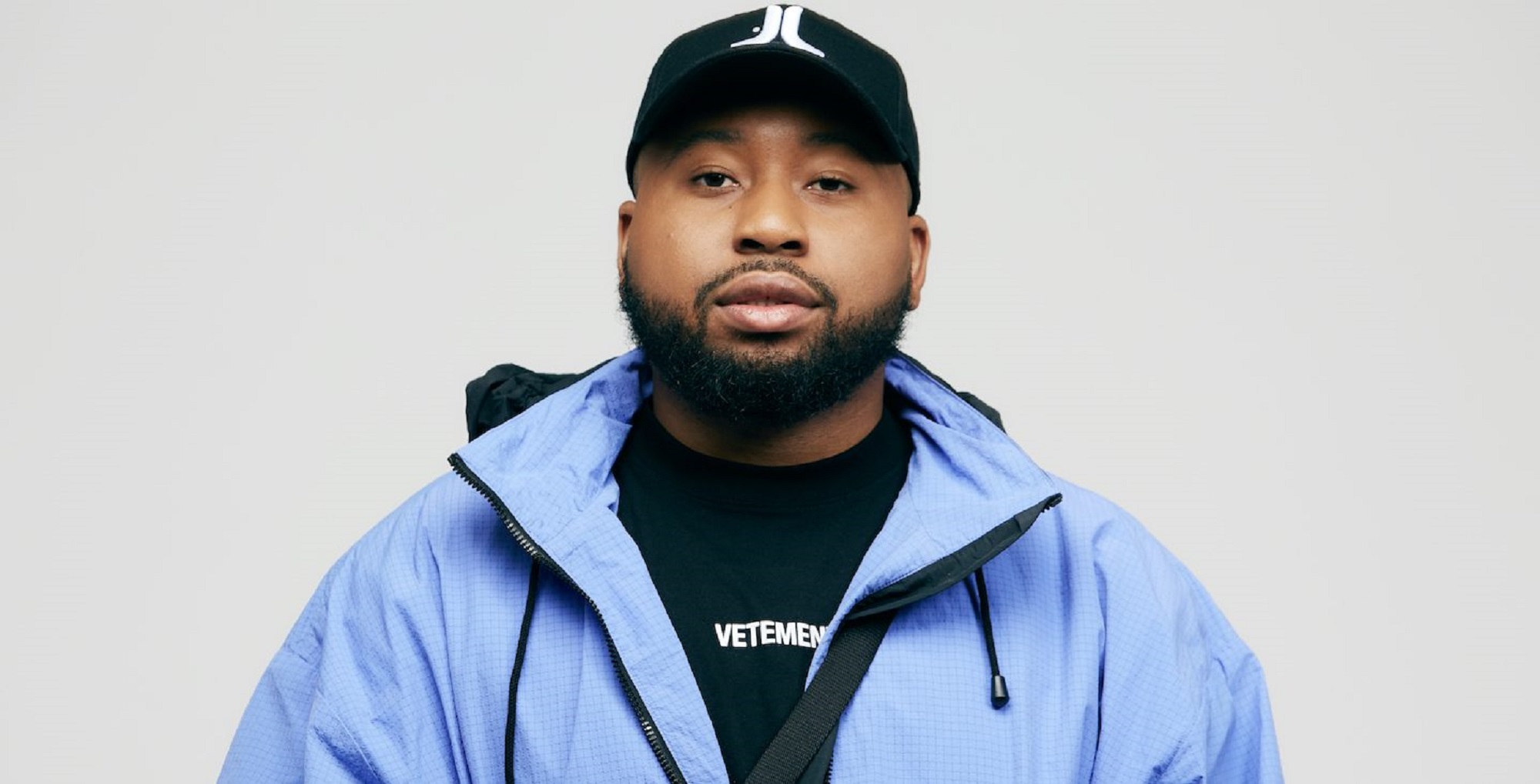 DJ Akademiks attaque Freddie Gibbs au cours de son anniversaire