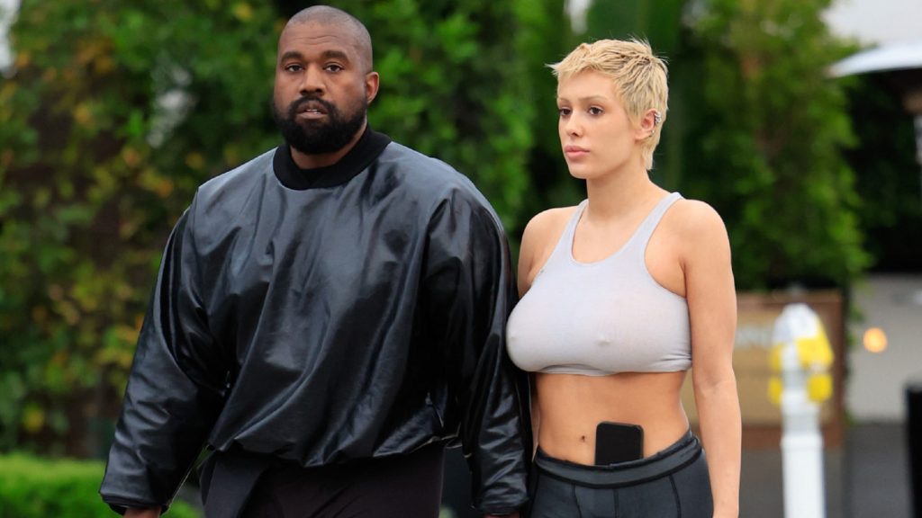 kanye-West-et-sa-femme-Bianca-Censor-PDA