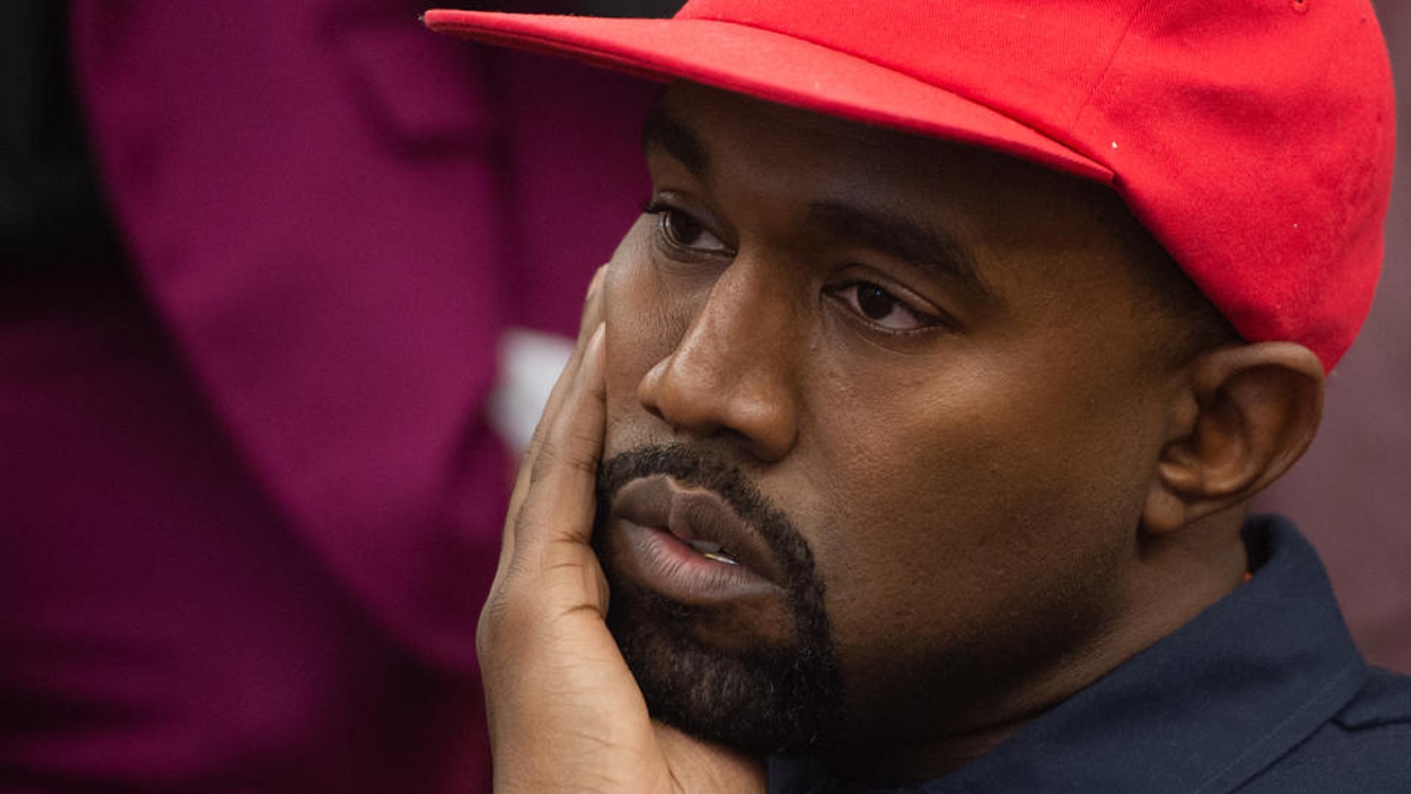 Kanye West n’en peut plus des paparazzis qui le harcèlent