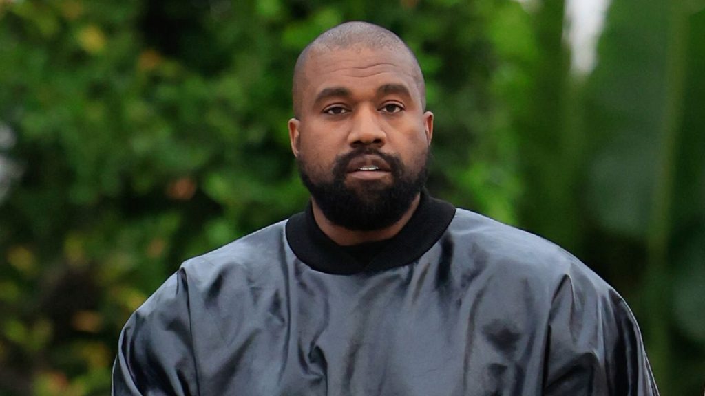 Kanye-West-planifie-son-retour-sur-Twitter