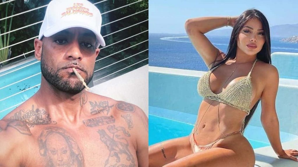 Maeva-Ghennan-traite-Booba-blogueur-harceleur