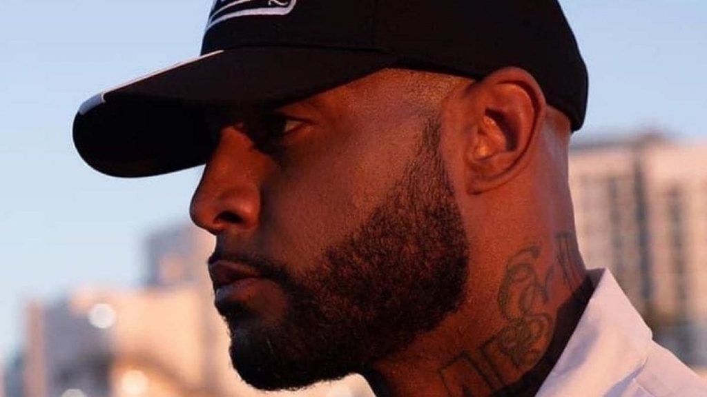 Booba-barre-millions-vues-Signe