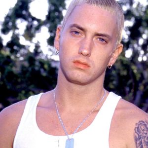 Eminem-artistes-vendus-temps