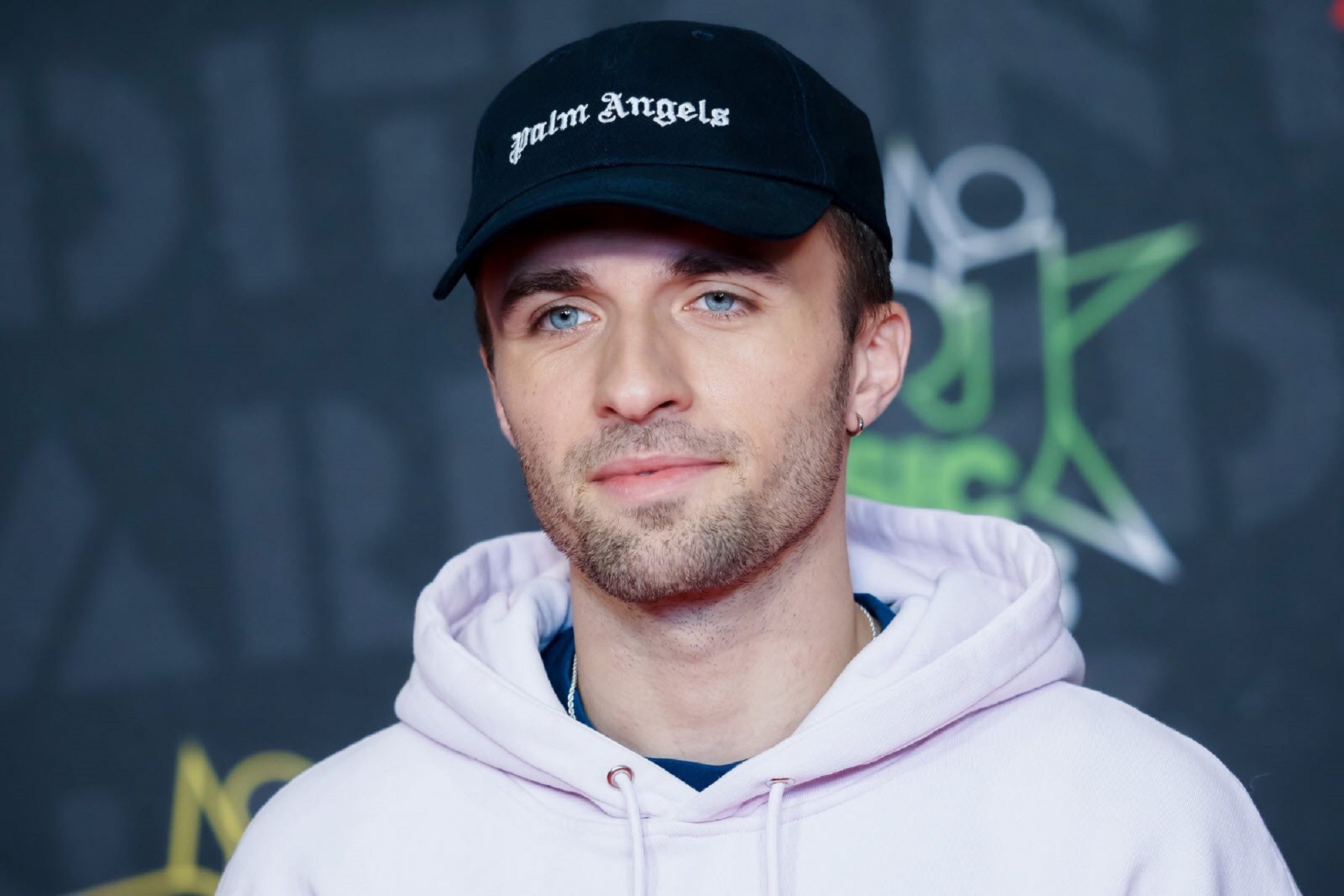 Squeezie nous plonge dans l’univers de la préparation du « plus gros projet de sa vie »