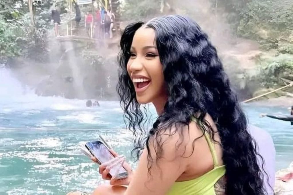 Cardi B Le bassin de rencontres